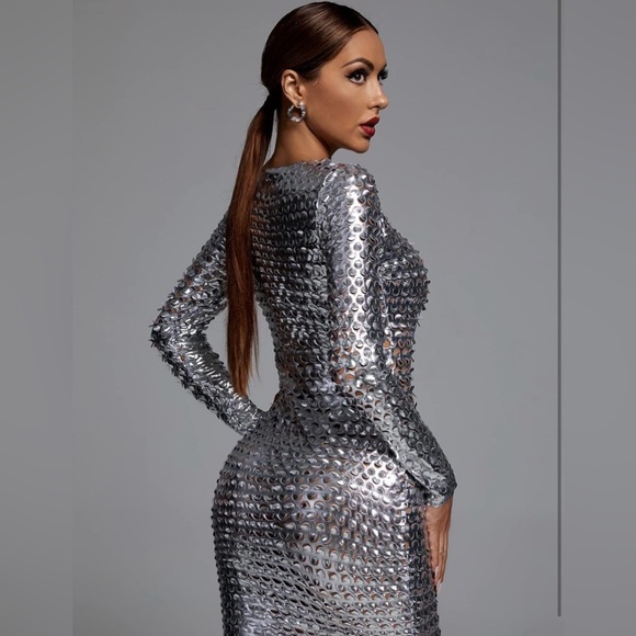 Bella Barnett Silver Metallic Disc Mini Dress — Statement Party Dress Size S-NWT - Picture 4 of 7